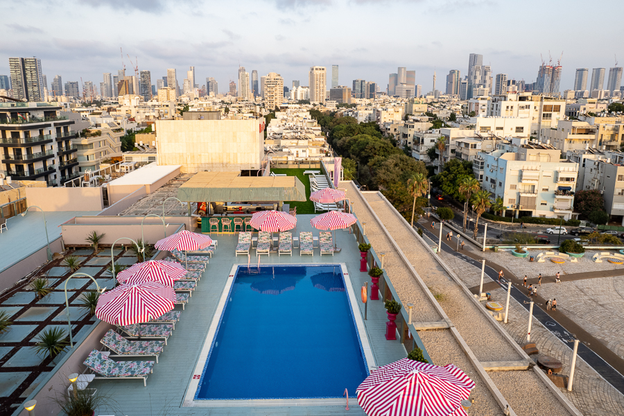 Leonardo Gordon Beach Tel-Aviv — piscine rooftop